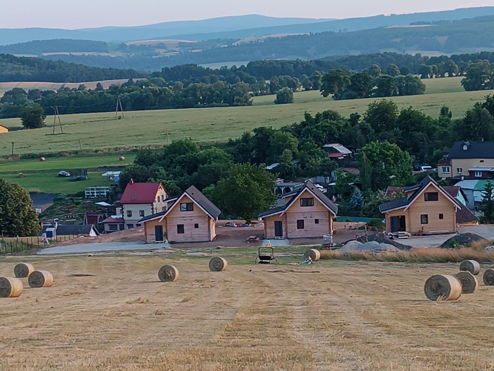 Domki Osada Bozkow W Kotlinie Klodzkiej Exteriör bild